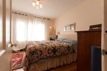 Enlarge photo 49