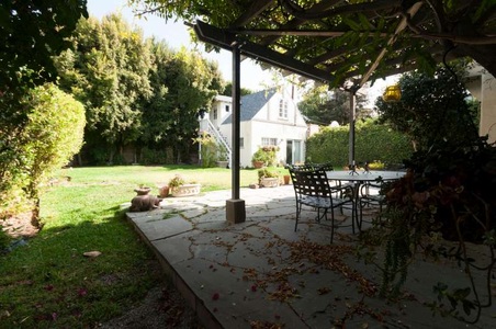 Enlarge photo 68