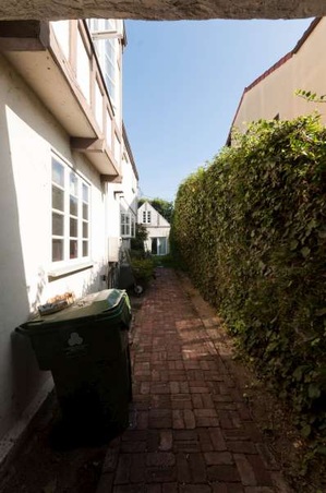 Enlarge photo 69