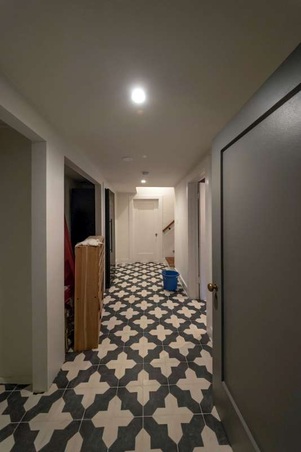 Enlarge photo 57