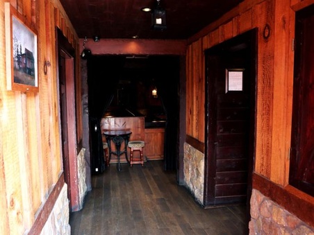 Enlarge photo 24