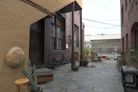 Enlarge photo 8