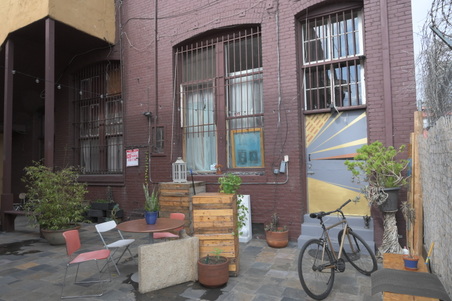Enlarge photo 15