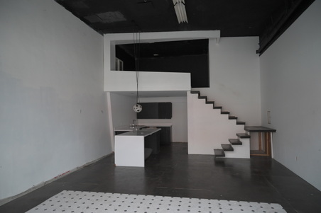 Enlarge photo 2