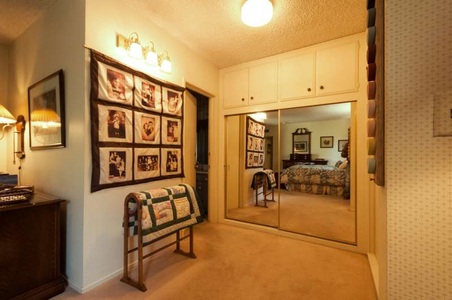 Enlarge photo 51