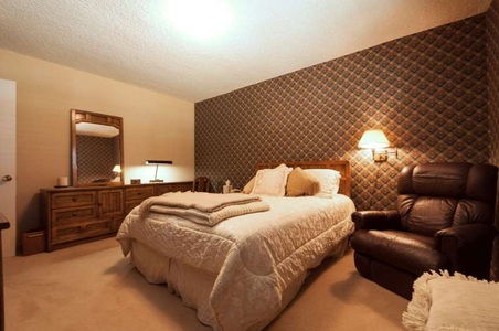 Enlarge photo 53