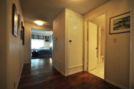Enlarge photo 48