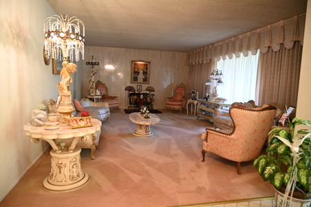 Enlarge photo 52