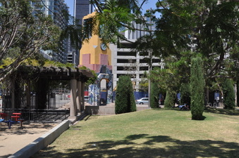 Enlarge photo 70