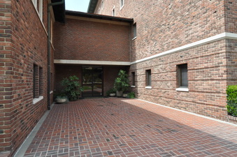 Enlarge photo 11