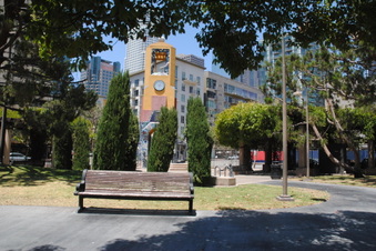 Enlarge photo 14