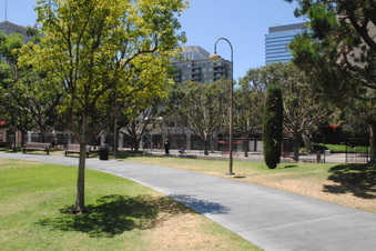 Enlarge photo 16