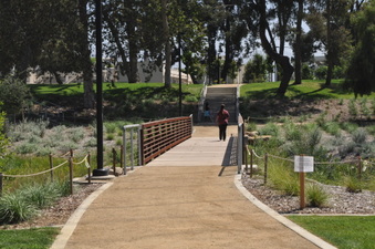 Enlarge photo 13