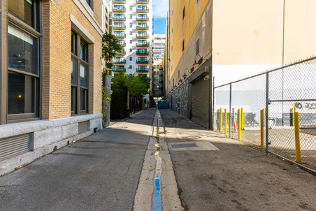 Enlarge photo 18