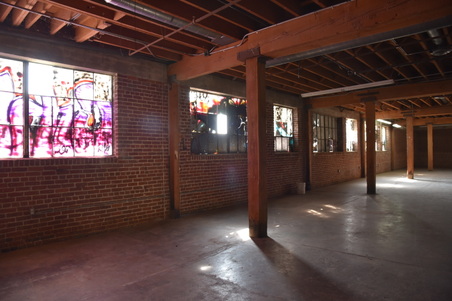 Enlarge photo 13