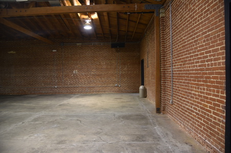 Enlarge photo 23