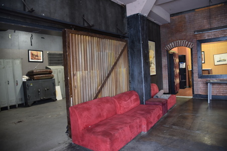 Enlarge photo 35