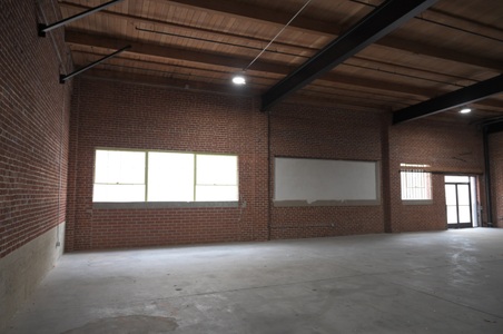 Enlarge photo 19