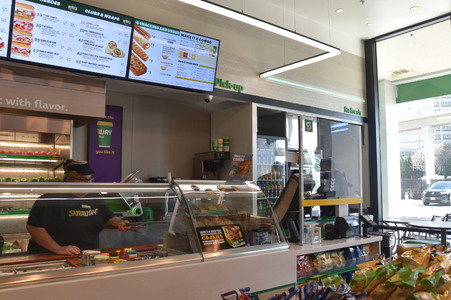 Subway.    Superprime 