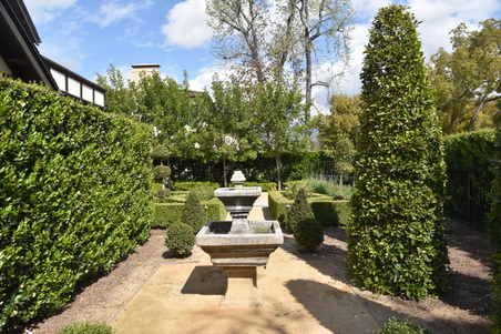 Enlarge photo 16