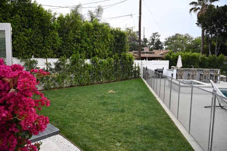 Enlarge photo 90