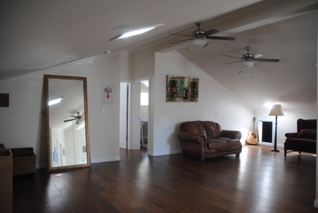 Enlarge photo 118
