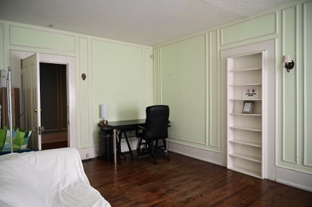 Enlarge photo 49