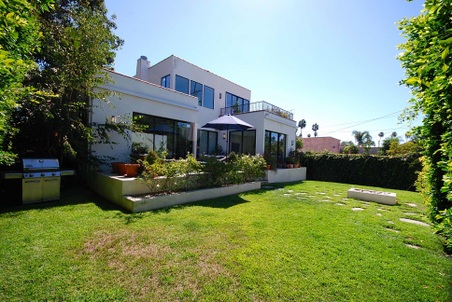 Enlarge photo 79