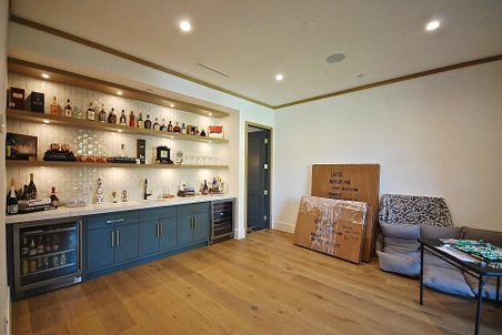 Enlarge photo 37