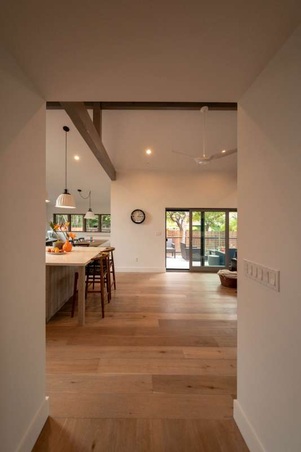 Enlarge photo 32