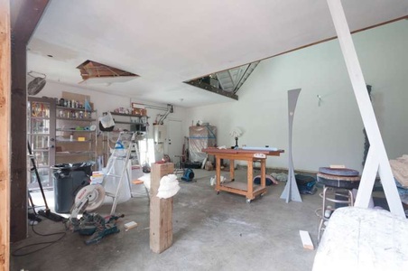 Enlarge photo 104