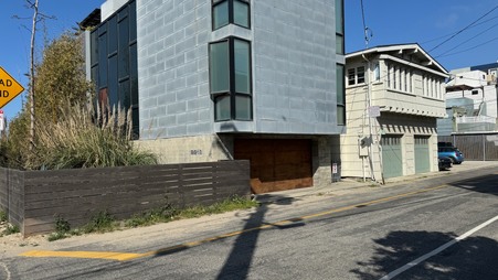 Enlarge photo 10