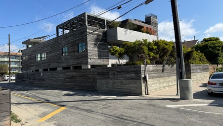 Enlarge photo 18