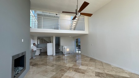 Enlarge photo 44