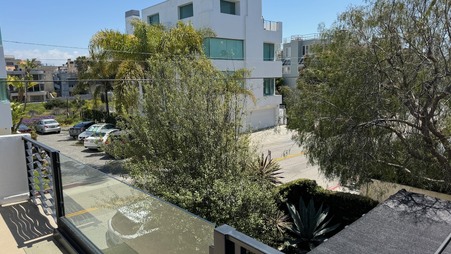 Enlarge photo 73