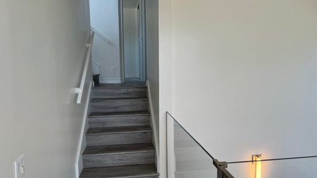Enlarge photo 118