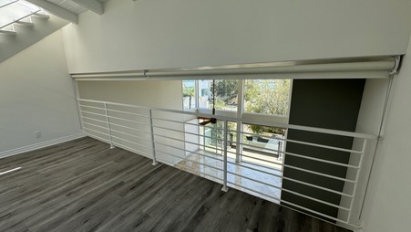 Enlarge photo 146