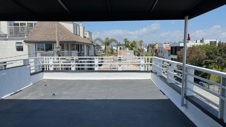 Enlarge photo 165