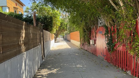 Enlarge photo 12