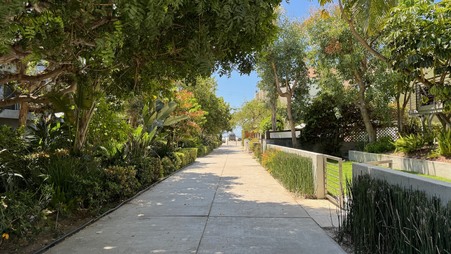 Enlarge photo 34
