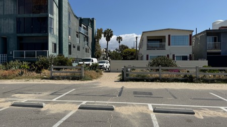 Enlarge photo 41