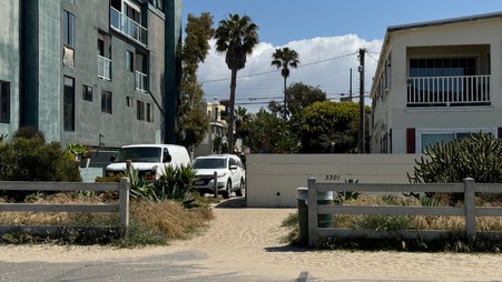 Enlarge photo 40