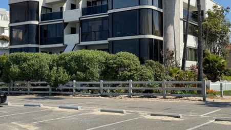 Enlarge photo 52