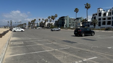 Enlarge photo 68