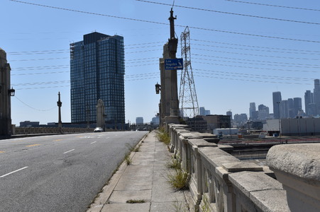 Enlarge photo 26