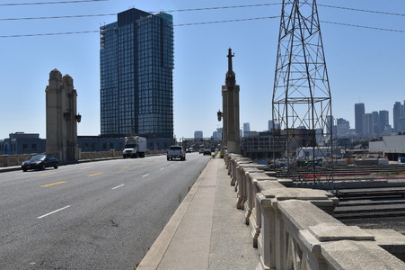Enlarge photo 16