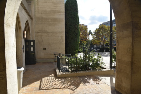 Enlarge photo 19