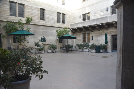 Enlarge photo 35