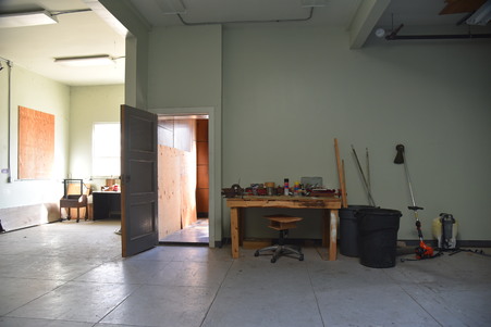 Enlarge photo 53