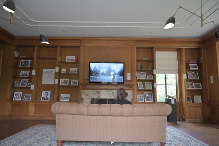Enlarge photo 118